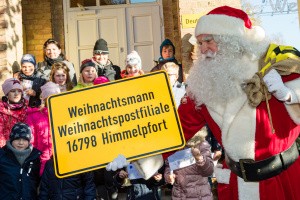 Adresse: An den Weihnachtsmann, Weihnachtspostfiliale,16798 Himmelpfort