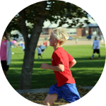 Junge beim Marathon Junge beim Marathon