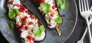 Gegrillte Aubergine mit Sesampaste Gemüse grillen: Aubergine mit Sesampaste direkt aus dem Feuer