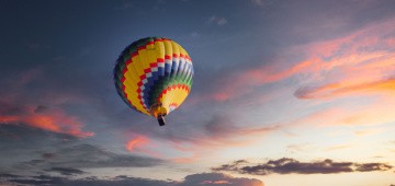 Heißluftballon am Himmel