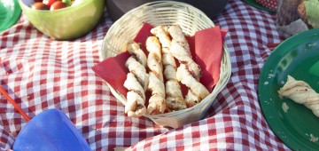 Picknickdecke mit Snacks