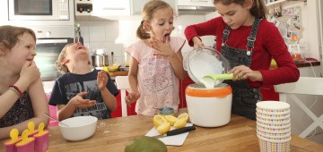 Kinder machen Eis Kinder machen Eis