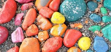 Bunte Steine mit Verwitterung Bunte Steine mit Verwitterung